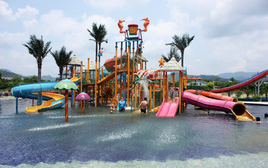Kundenspezifische Fiberglas-Wasser-Park-Ausrüstungen, Gaint-Aqua-Pool-Spielplatz für Wasser-Park