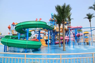 Kommerzielle mittlere Wasser-Haus-Aqua-Spielplatz-Plattform mit Wasserrutschen für Wasser-Park