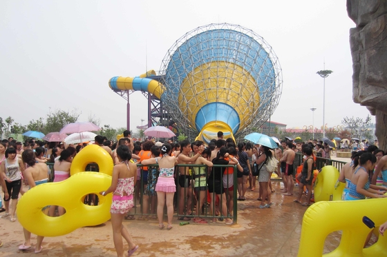 Beste Qualitäts-Unterhaltungs-Fiberglas-Wasserrutsche für Abenteuer-Wasser-Park in China