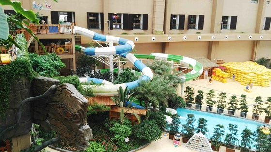 Aqua-Park-Dia, Höhe der Familien-Spiel-Innenfiberglas-Wasserrutsche-6m für kundengebundenen Wasser-Park