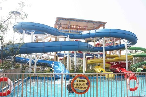 Lustiges FPR-Wasserrutsche-Spiel-Doppeltes offen und nahe Dias des kalten Wassers für Wasser-Park