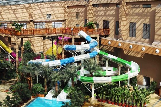 Lustige starke große sichtlichWasserrutsche für großen Erholungsort-Spiralen-Wasser-Park im Freien