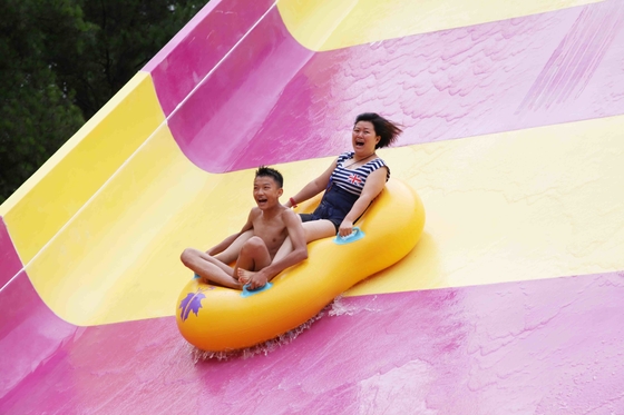 Fiberglas-Aqua-Park-Ausrüstung im Freien für 4 - 6 Personen pro Zeit