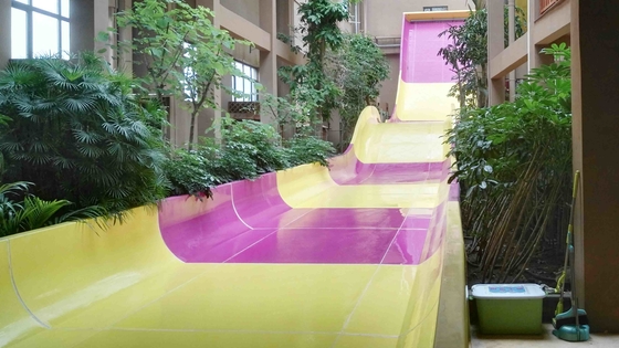 Riesige Aqua-Park-Ausrüstungs-aufregende Swimmingpool-Fiberglas Waterslides