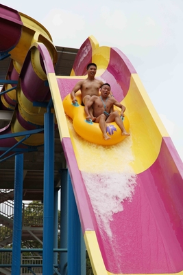 Riesige Aqua-Park-Ausrüstungs-aufregende Swimmingpool-Fiberglas Waterslides