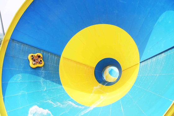 Große Tornado-Fiberglas-Wasserrutsche für Unterhaltungs-Abenteuer Waterpark-Ausrüstung für Wasser-Park