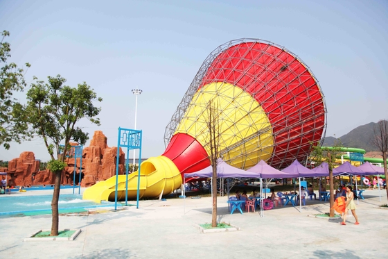 Erwachsene Personen der Fiberglas-Wasserrutsche-16m der Höhen-4/Bodenfläche der Zeit-42*60m für Wasser-Park