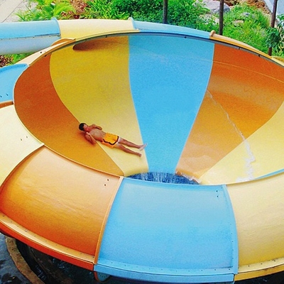 Wasser-Spielplatzgeräte-Fiberglas-Wasserrutsche, Super Bowl-Wasserrutsche