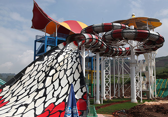 Erwachsene Wasserrutsche des Vergnügungspark-Fiberglases galvanisierten Kohlenstoffstahl Feld für Thema-Aqua-Park