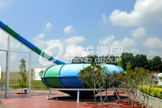 Einfache Hinterhof-Wasserrutsche-Spiele der Installations-Raum-Schüssel-Wasserrutsche-HT-41