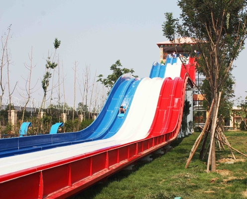 Regenbogen-kundenspezifische Wasserrutsche von Waterpark für Familien-Wasser-Spiel