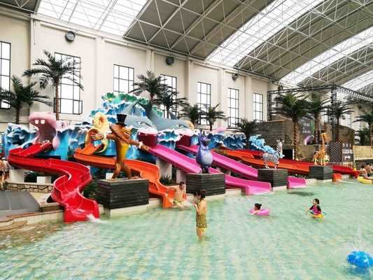 Handelsspielplatzgeräte-schiebt offener naher Art-Körper für Kinder im Wasser-Park
