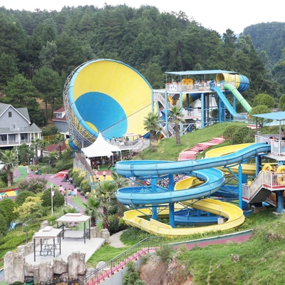 Kundenspezifische Fiberglas-Tornado-Wasserrutsche im Freien für Erwachsene, 14.6m Plattform-Höhe