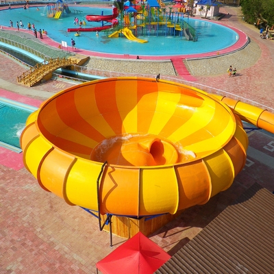 16m Plattform-Spaß-Aqua-Park-Fiberglas-Wasserrutsche-riesige Raum-Wasserrutsche