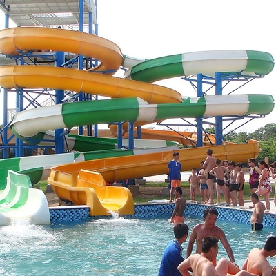 Waterpark-Ausrüstung, Fiberglas offen/nahes gewundenes Dia, kundenspezifische Höhe der Wasserrutsche-11m