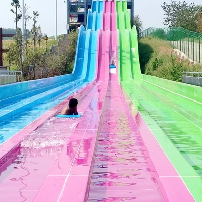 Multi- Weg-Regenbogen-kundenspezifische Wasserrutsche für Aqua-Park-Fiberglas-Material