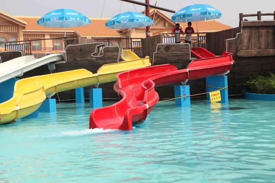 Die Wasserrutsche der Innenfiberglas-Kinder, Handelswasserrutsche besonders angefertigt