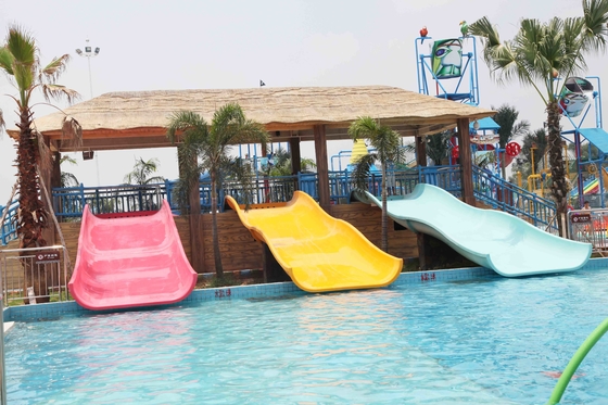Kundengebundene Kinderwasserrutsche-Vergnügungspark-Spiele für Familien-Interaktion