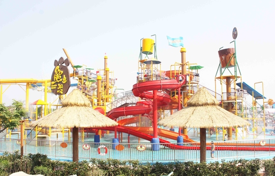 Aufregender Familienwasserpark im giantic Waterhouse mit unterschiedlichem Art Waterslide