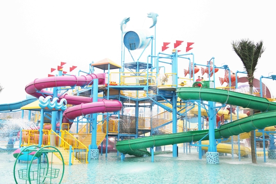 Gaint-Fiberglas-Wasser-Haus-Aqua-Park-Spiele mit Wasserrutschen für Familien-Spaß