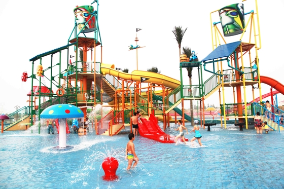 Dauerhafter Aqua-Spielplatz mit Waterpark-Dias und lustigem Wasser-Eimer