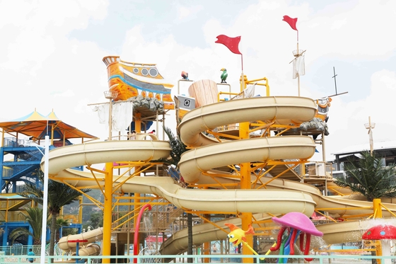 Fiberglas-Aqua-Spielplatzgeräte kundengebundenes großes Wasser-Haus für Familien-Spaß