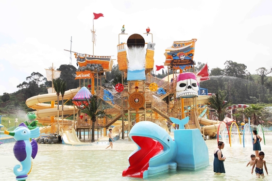 Kundenspezifische Fiberglas-Wasser-Park-Ausrüstungen, Gaint-Wasser-Haus-Spielplatz