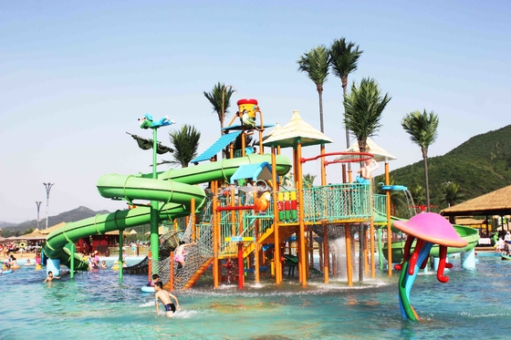 Das Wasser-Park der kundengebundene Kinder, Fiberglas-Wasserrutsche unterhält mehr als 400 Gäste