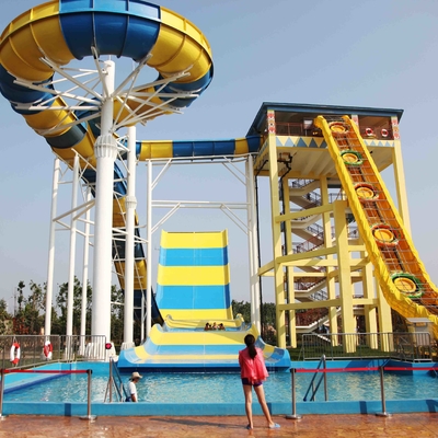 Fiberglas-Aqua-Park-Ausrüstung, riesige Bumerang-Wasserrutsche für Erholungsort