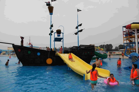 Seeräuber-Aqua-Spiel-Wasser-Park-Ausrüstung/fertigte Fiberglas-Piraten-Schiff besonders an