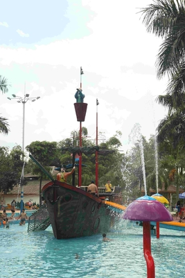 Kundengebundenes Aqua-Park-Ausrüstungs-Fiberglas-Piraten-Schiff, Spielplatz-Sätze im Freien