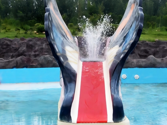 Mehrfarbige kleine Fiberglas-Kinderschmetterlings-Wasser-Pool-Dias besonders angefertigt