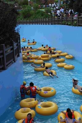 Empfehlende Ausrüstungs-Wasser-Park-faule Fluss-Bau PLC-Steuerung für Aqua-Park