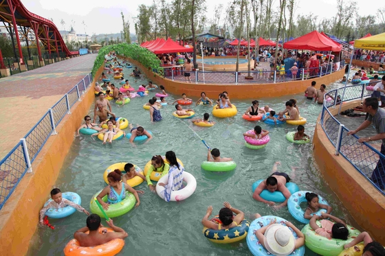 Lustiger Wasser-Park-im Freien faule Flusswasser-Spielplatzgeräte