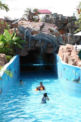 Ferienzentrum-Wasser-Park-fauler Fluss außerhalb der Spielplatzgeräte für Aqua-Park