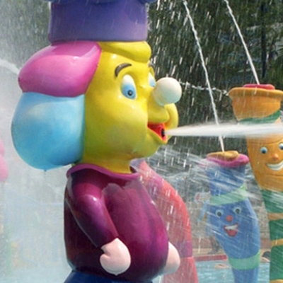 Fiberglaswasserbrunnen mit galvanisiertem Kohlenstoffstahl-Feld der Vergnügungsparkausrüstung