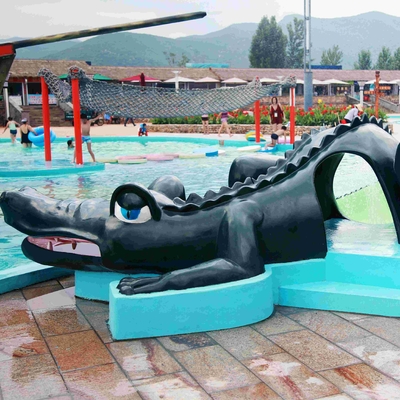 Das Wasser-Pool-Dias der Kinder kleine, Spaß-Wasser-Park-Fiberglas-Krokodil-Dia