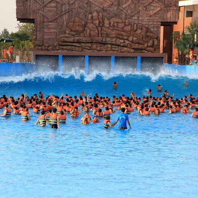 Waterfun Big Surfing Tsunami Ozean Wasser Wellenbad mit Wellen Park Vakuum 3 Meter hoch