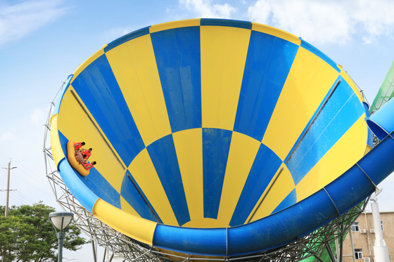 Kundengebundene Superplattform-Höhe der tornado-Fiberglas-Wasserrutsche-14.6m für themenorientierten Wasser-Park