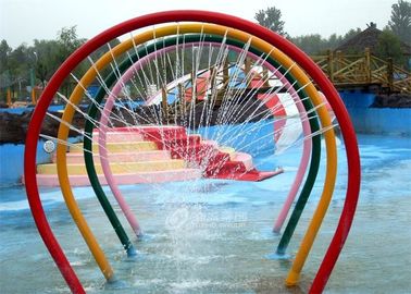 Kinderwasser-Spray-Regenbogen-Bogen-Fiberglas-Wasserrutsche für Vergnügungspark