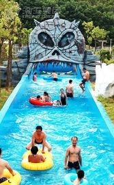 Fiberglas-Aqua-Park-Ausrüstung für Hotel-faulen Fluss, Familie auf Sommer-Ferien im Aqua-Park