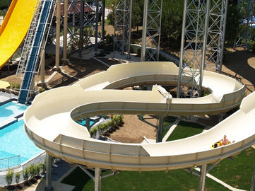 Familien-Spaß-Aqua-Park-Ausrüstung, große Wasserrutsche-Kapazität für 720 Reiter pro Stunde