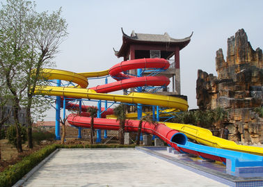 Waterpark-Ausrüstung, Fiberglas offen/nahes gewundenes Dia, kundenspezifische Höhe der Wasserrutsche-11m